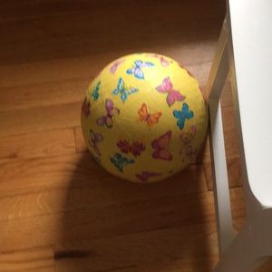 Paw patrol butterfly ball